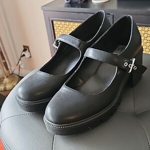 Stylish Black Mary Jane Shoes
